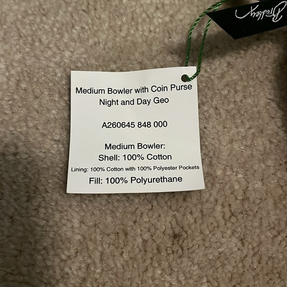 Vera Bradley purse NWT - Picture 2 of 2